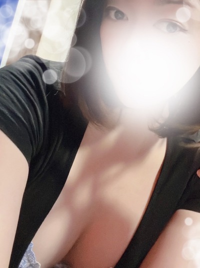 【セクシー美人妻】あみさんの写真